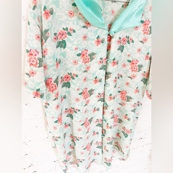 Vintage Victoria’s Secret Floral Nightgown Button Front M/L - Picture 3 of 5